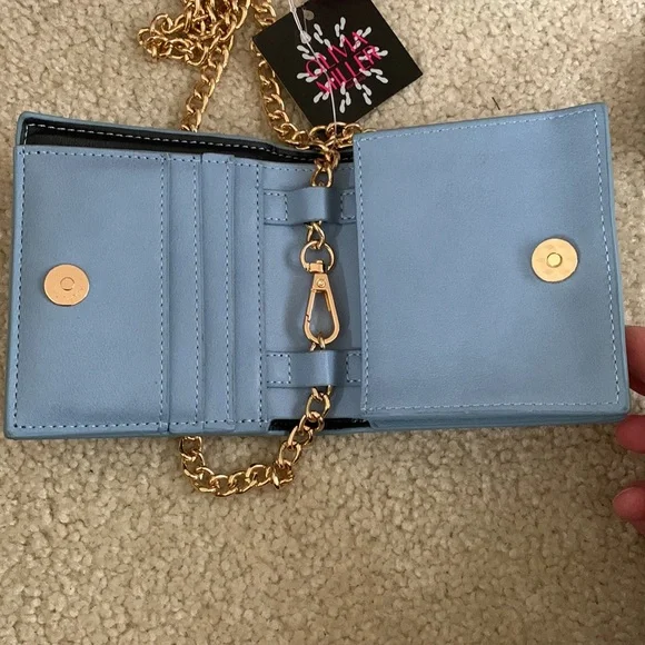 OLIVIA MILLER Faux Leather Blue Wallet With Gold Chain Strap NWT and Gift Box - Picture 4 of 16